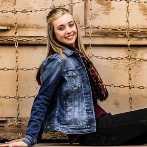 Meet your Posher, Jenna